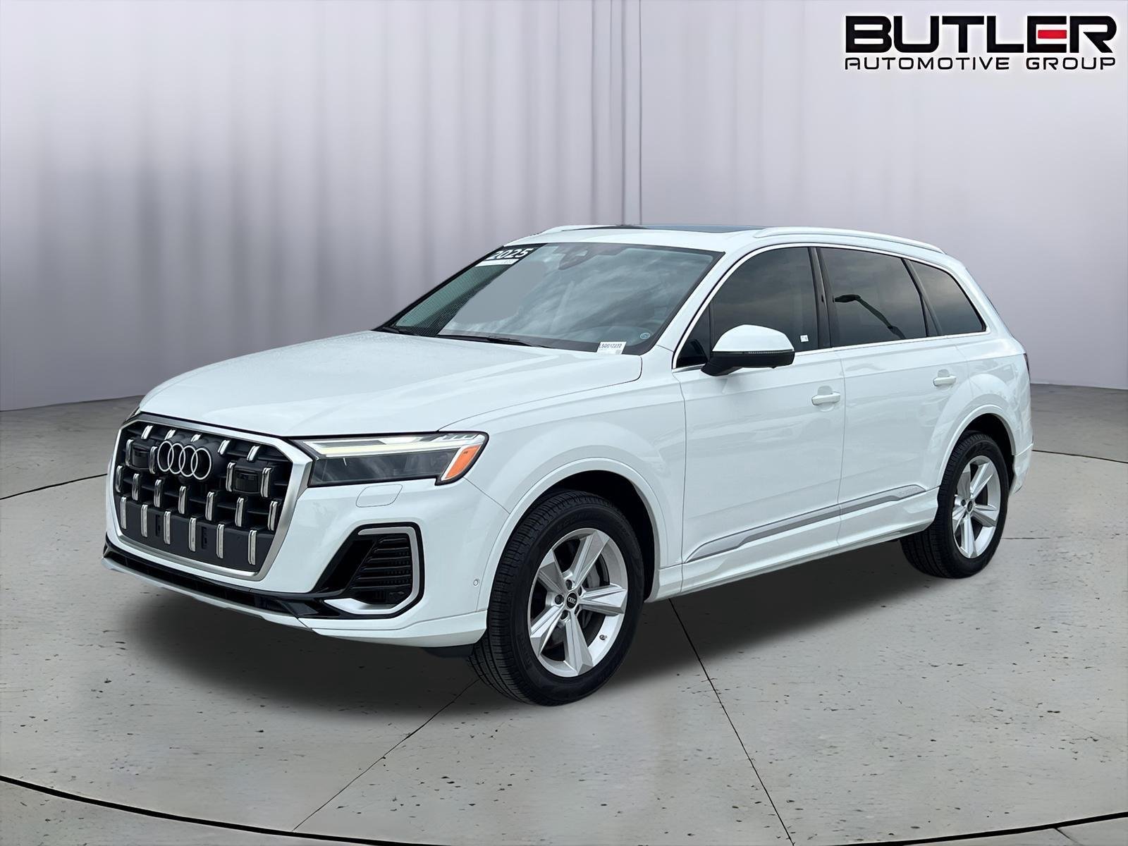 Used 2025 Carrara White Audi Premium image 1