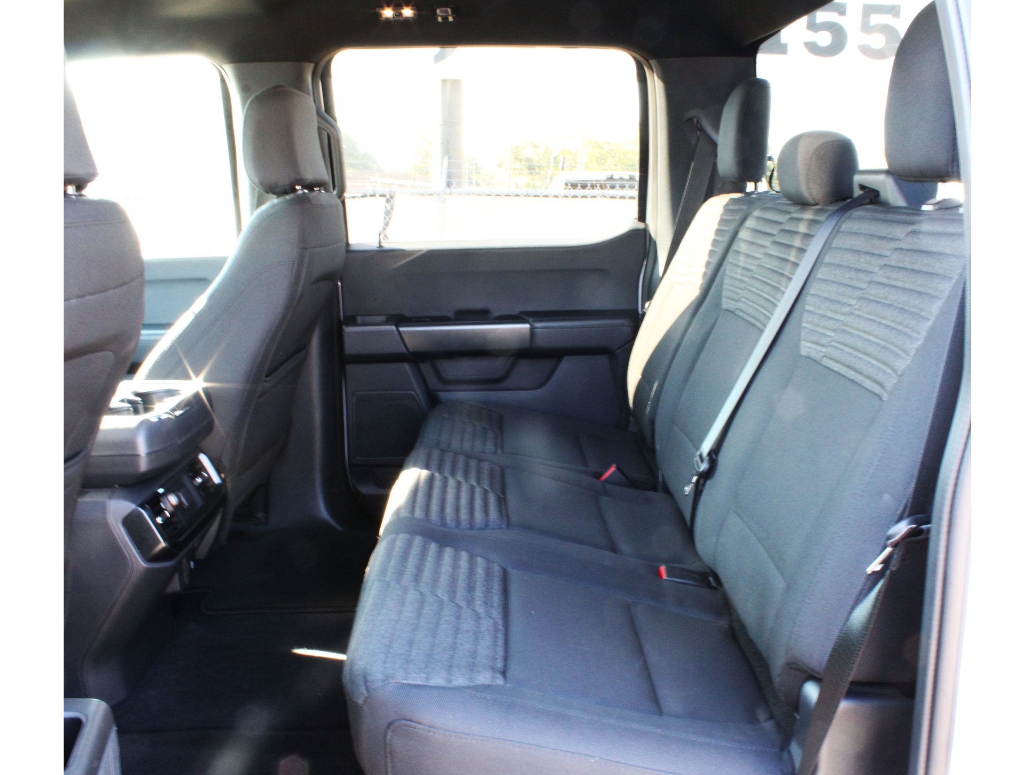 Used 2023 Oxford White Ford XL image 19