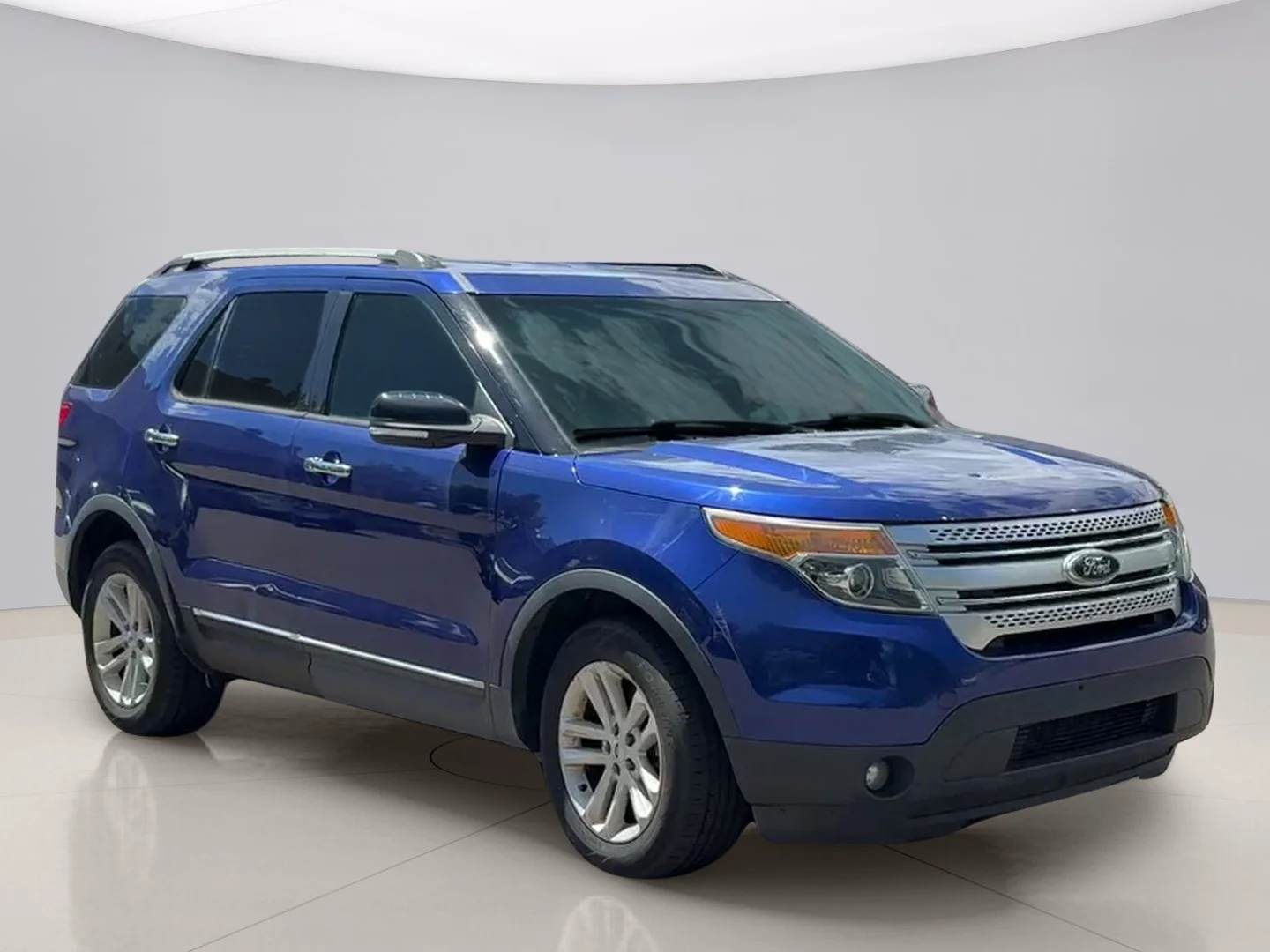 Used 2013 Blue Ford XLT image 7
