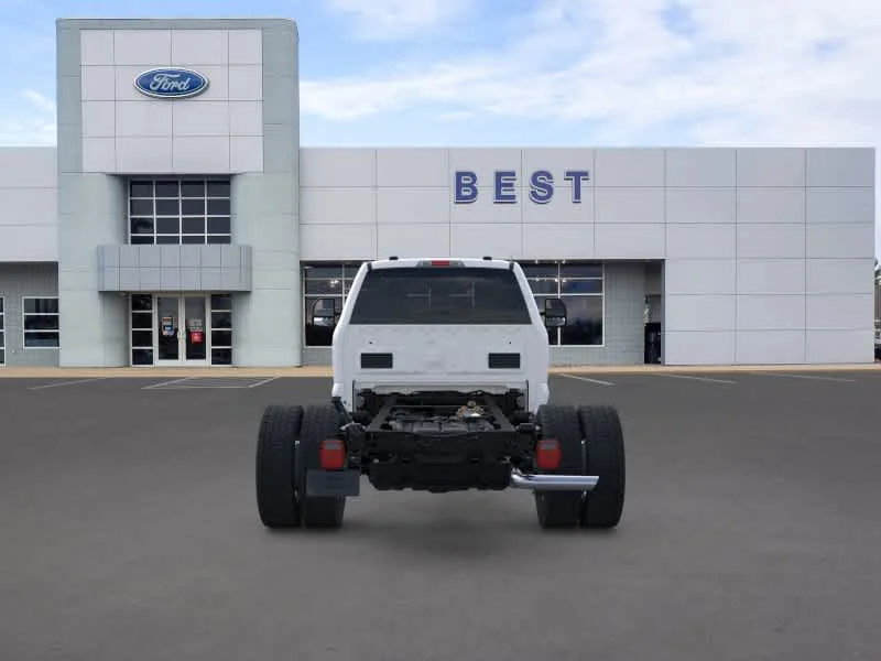2025 Ford F-550 Super Duty Chassis Cab XL - Photo 27