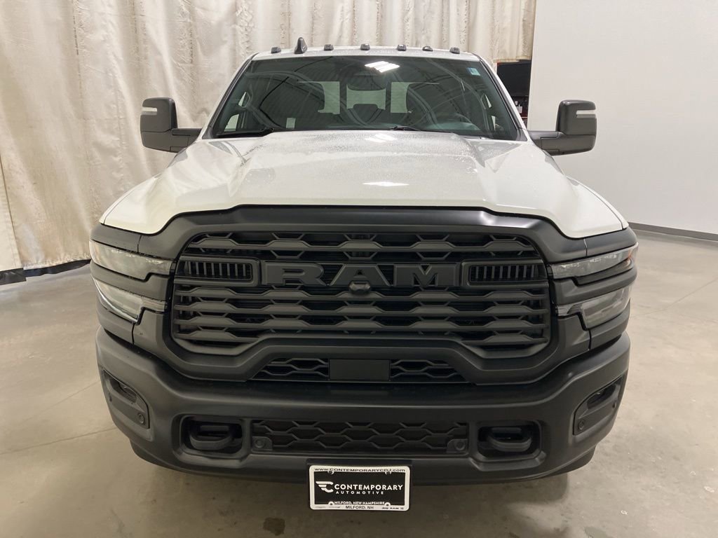New 2026 Bright White Clear-Coat Exterior Paint RAM Tradesman image 16