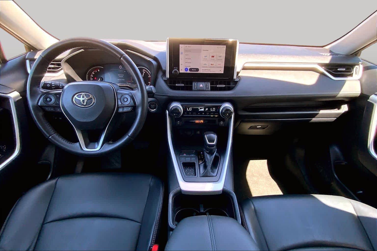 Used 2025 Midnight Black Metallic Toyota XLE Premium image 13