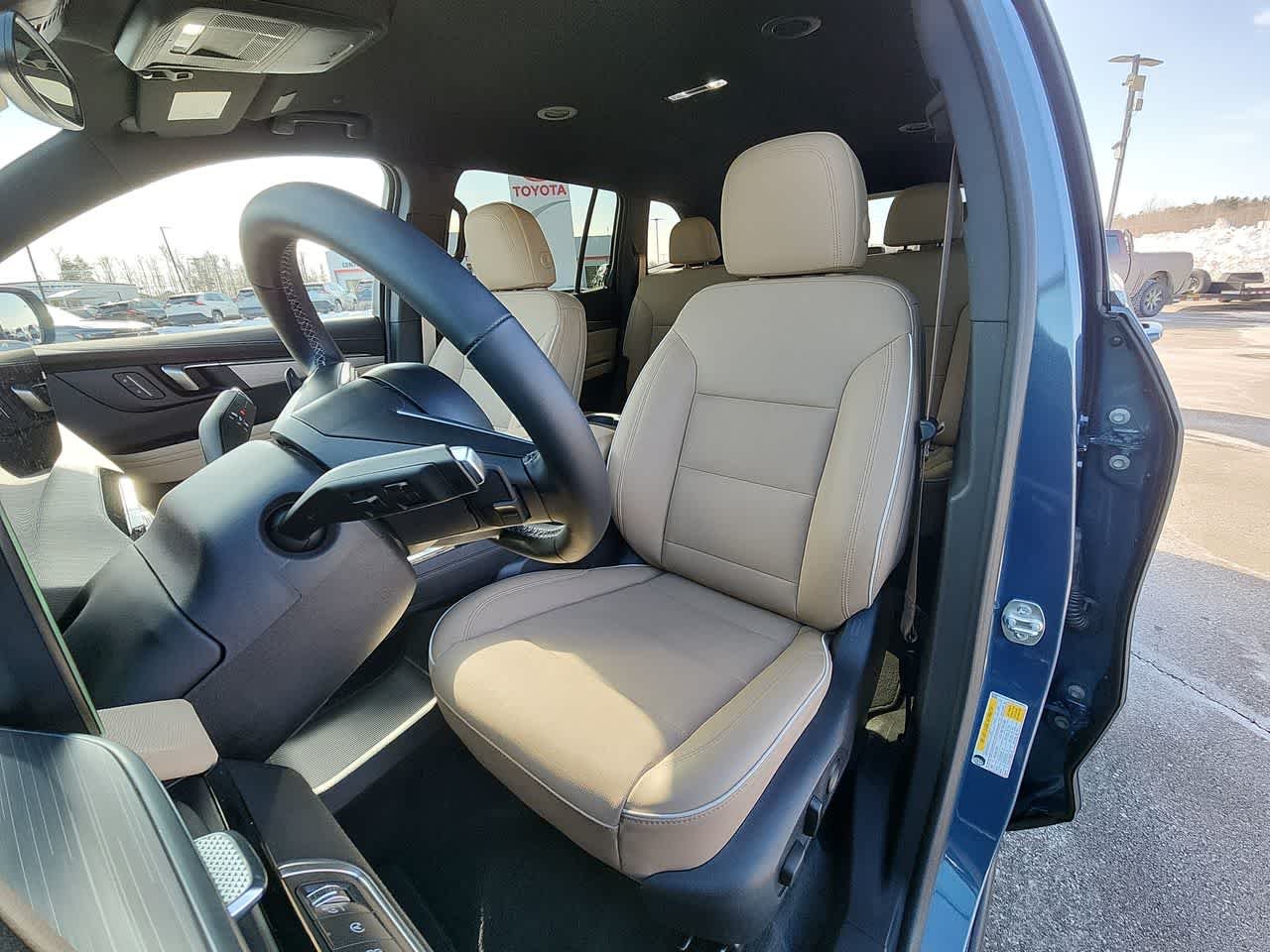 Used 2025 Ocean Blue Metallic Buick Preferred image 12