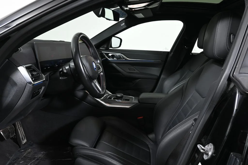Certified Used 2024 Black BMW M50 image 3