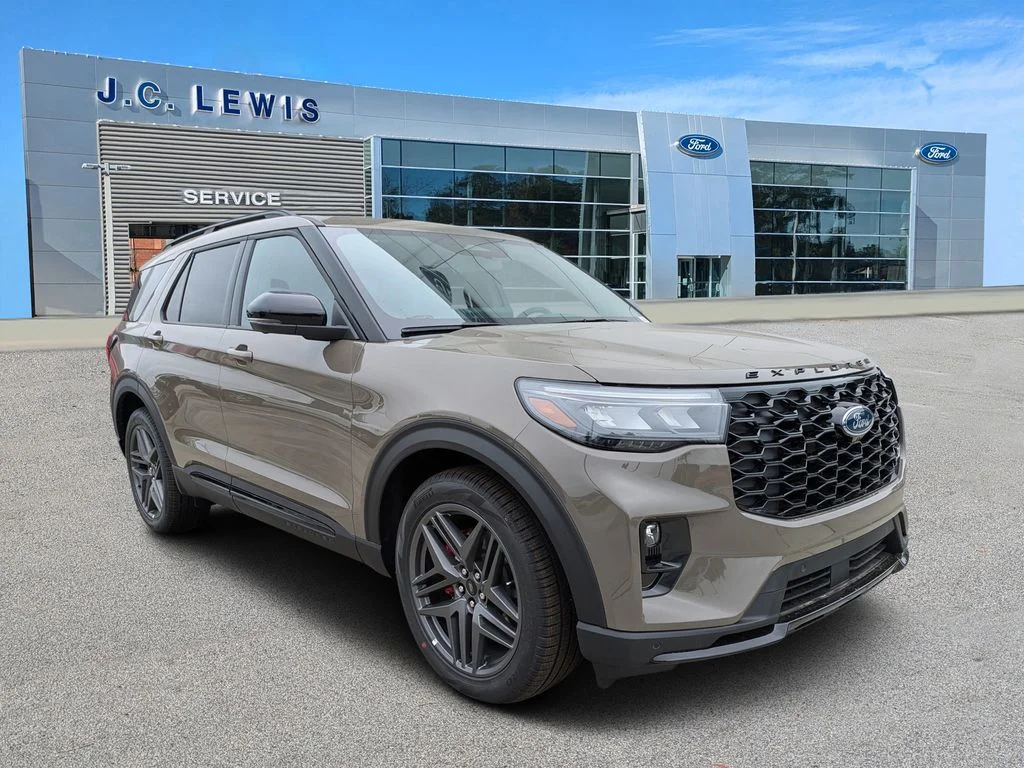 2026 Ford Explorer ST 4WD's photo