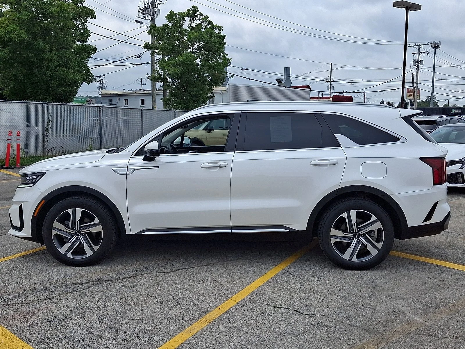 Certified Used 2023 White Kia SX Prestige image 5