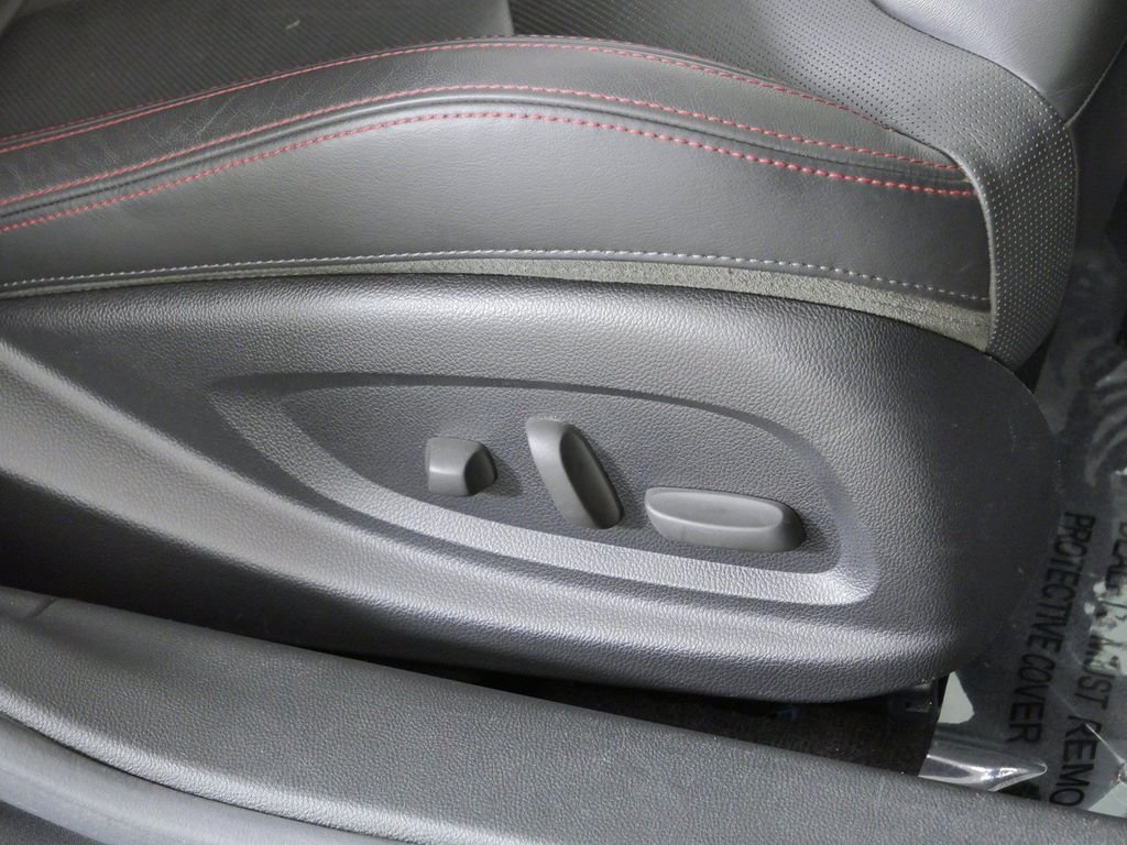 Used 2016 Black Chevrolet Base image 21