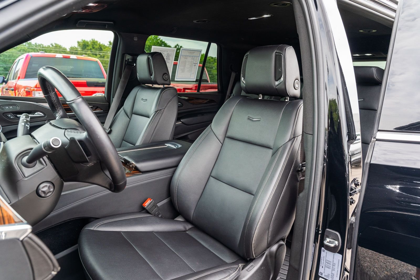 Used 2024 Black Cadillac Luxury image 21