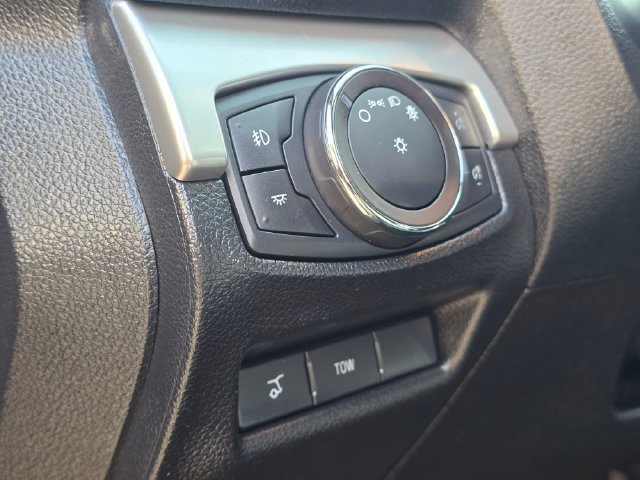 Used 2017 Magnetic Ford XLT image 25