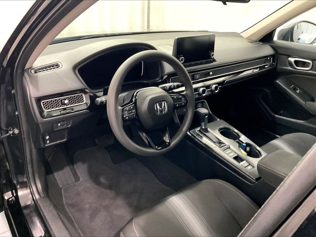 Used 2023 Black Honda LX image 8