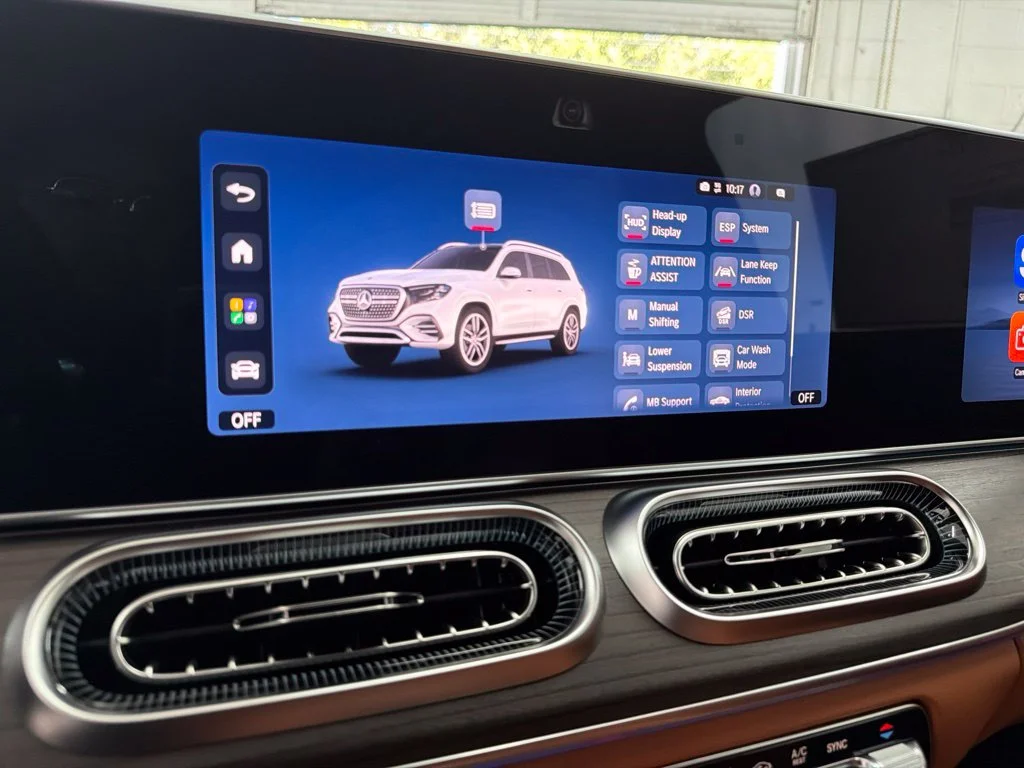 New 2027 White Mercedes-Benz GLS 450 image 19