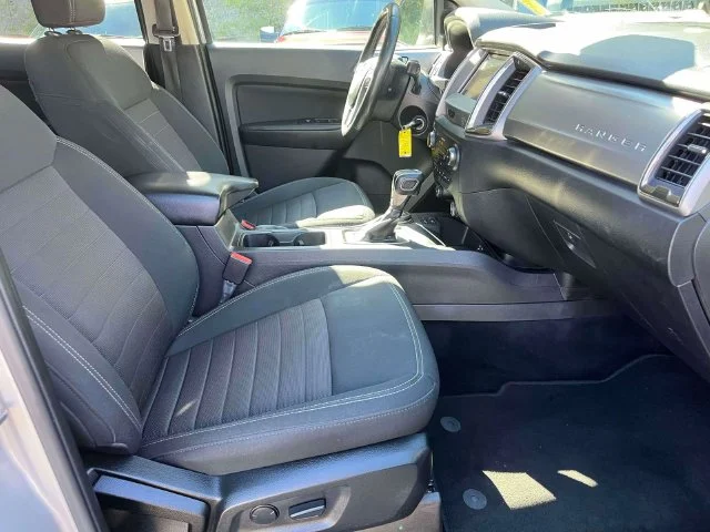 Used 2019 Silver Ford XLT image 24