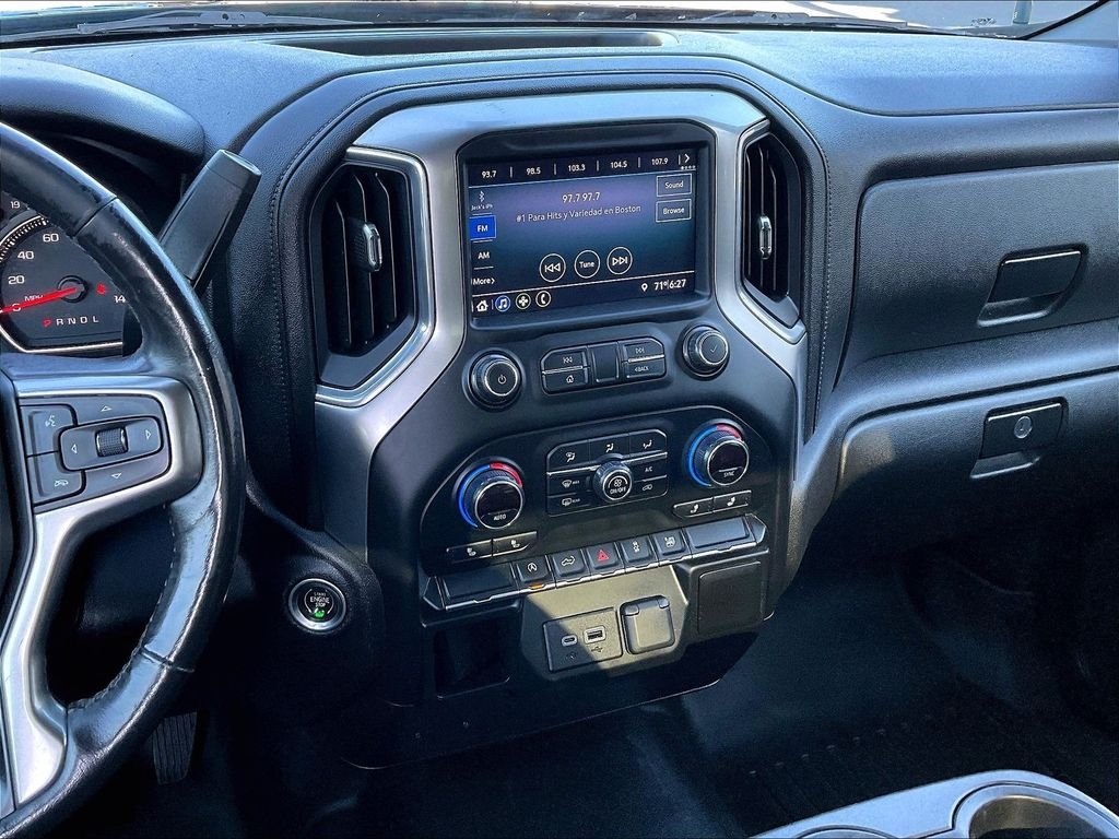 Used 2019 Black Chevrolet RST image 18