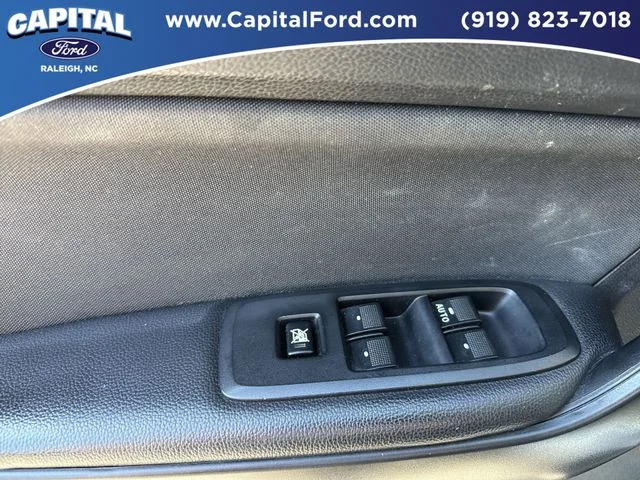 Used 2023 Gray Ford XLT image 21