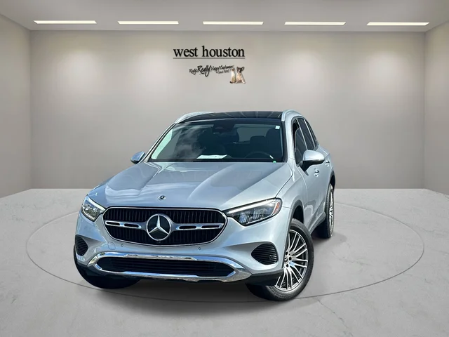 Pre-Owned 2024 Mercedes-Benz GLC 300