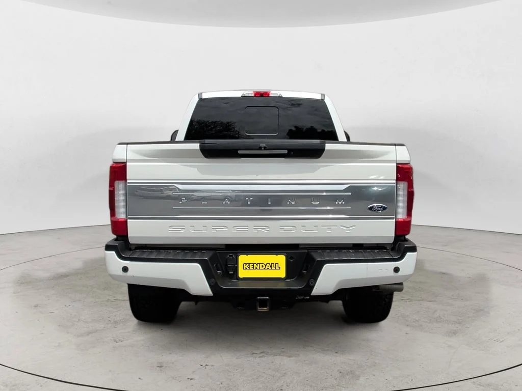 Used 2017 White Ford Platinum image 4
