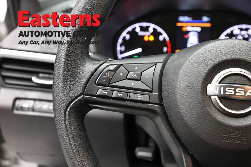Used 2023 Silver Nissan 2.5 S image 14