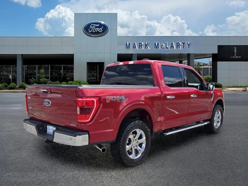 Used 2022 Red Metallic FORD XLT 4WD SUPERCREW 5.5