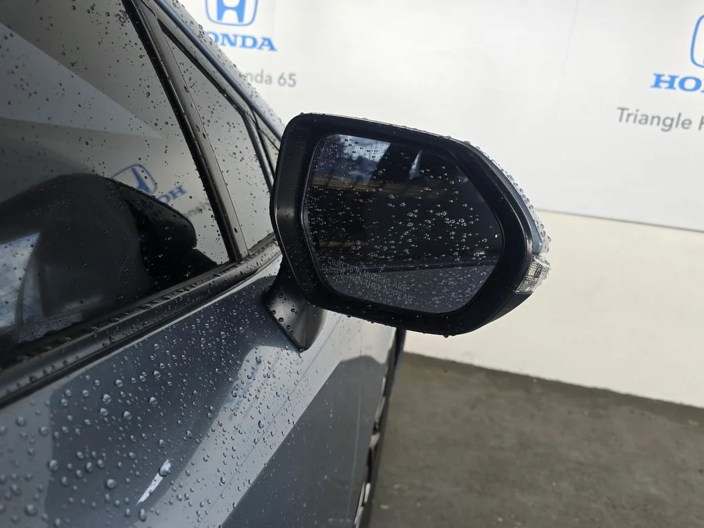 Used 2022  Toyota SE image 37