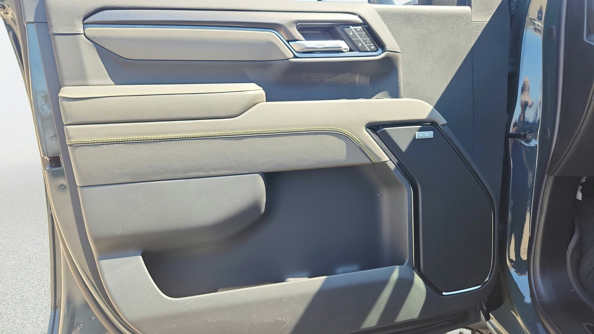2026 Chevrolet Silverado 2500 HD ZR2 - Photo 26