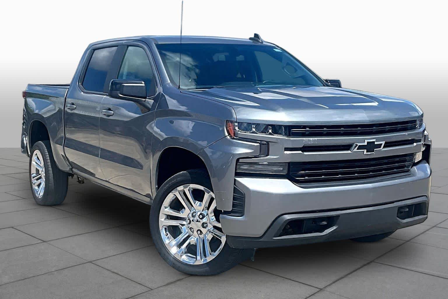 Used 2020 Satin Steel Metallic Chevrolet RST image 3