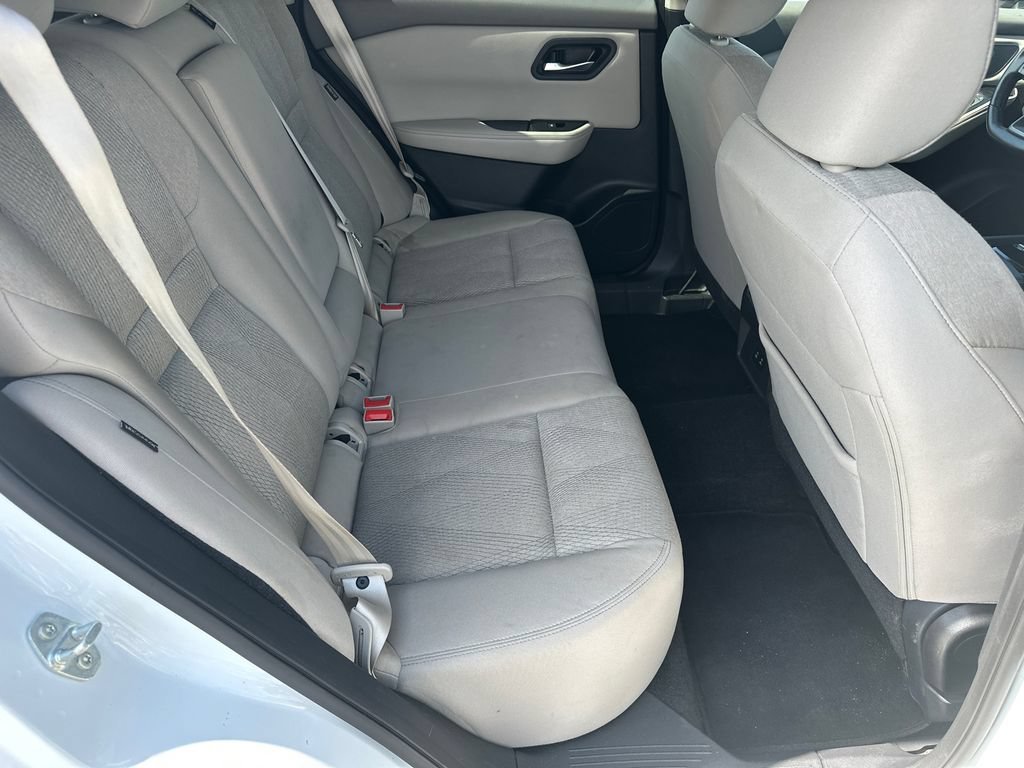 Used 2025 White Nissan SV image 15