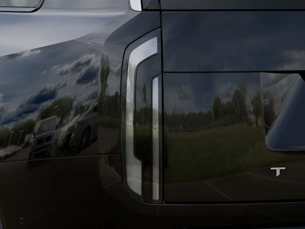 New 2027 Ebony Black Kia S image 26