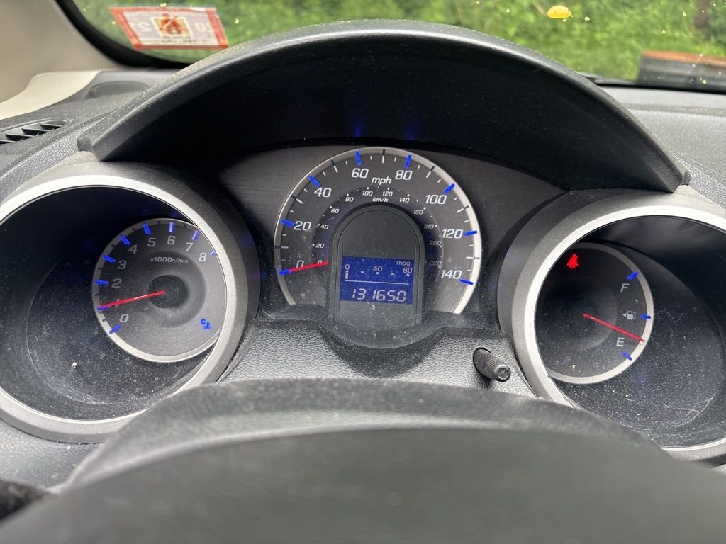 Used 2013  Honda Base image 6