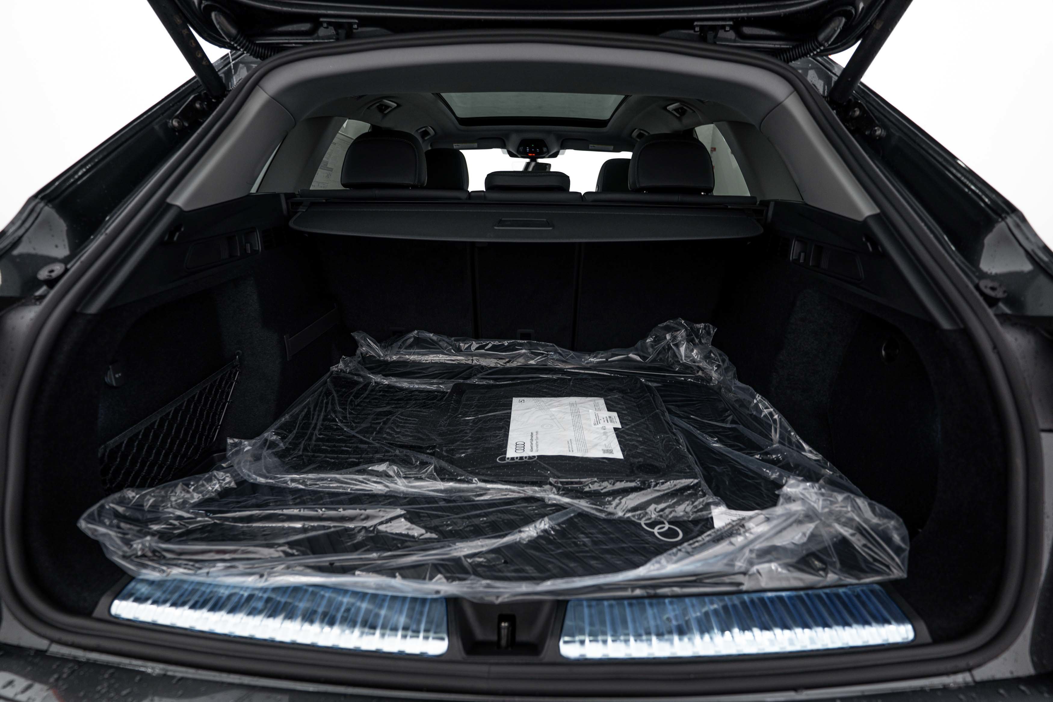 New 2026 Daytona Gray Audi Premium image 19