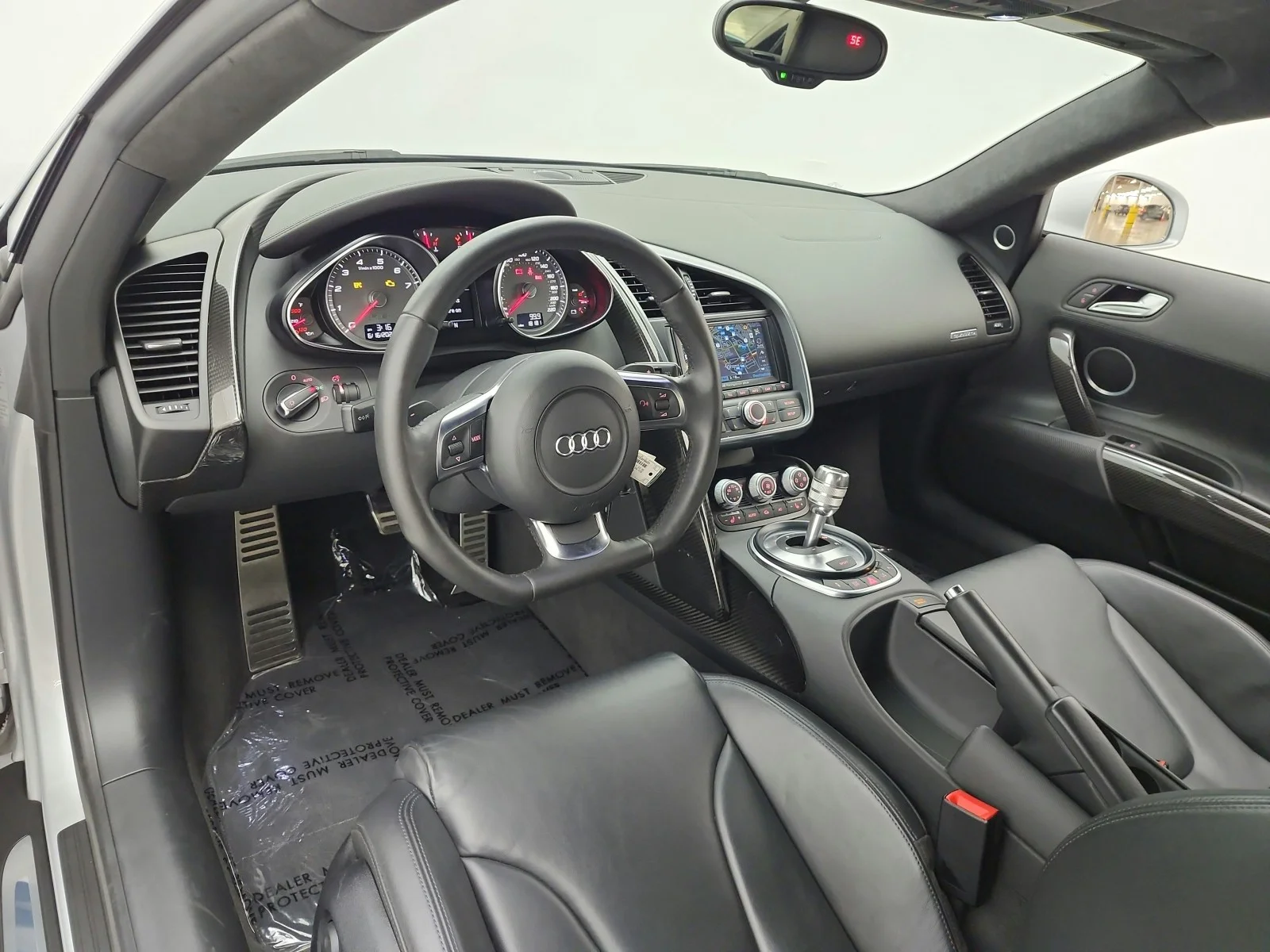 Used 2010 Ice Silver Metallic With Apollo Silver Sideblades Audi 2dr Cpe Auto quattro 4.2L image 9