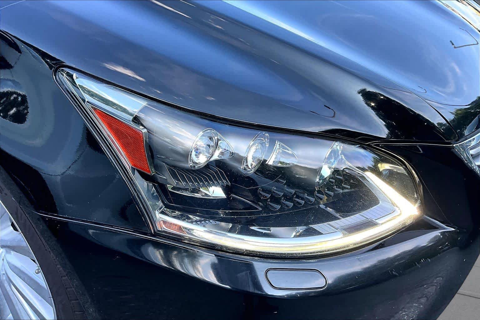 Used 2014 Obsidian Lexus L image 26