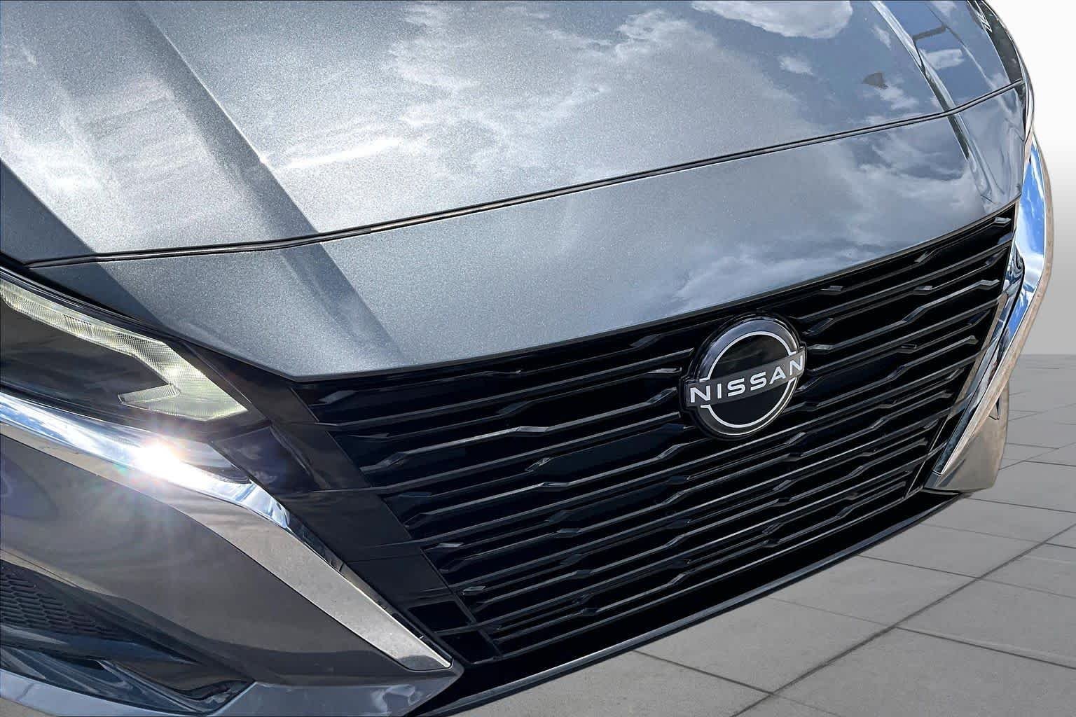 Used 2025 Gun Metallic Nissan SV image 28