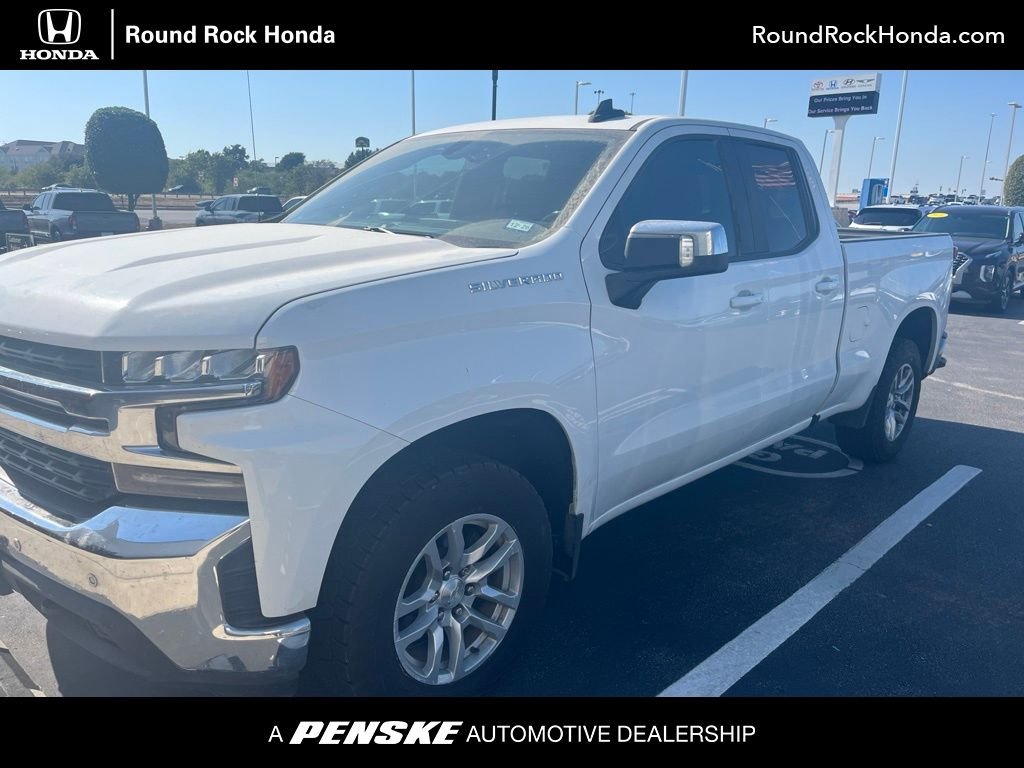 Used 2019 Summit White Chevrolet LT image 1