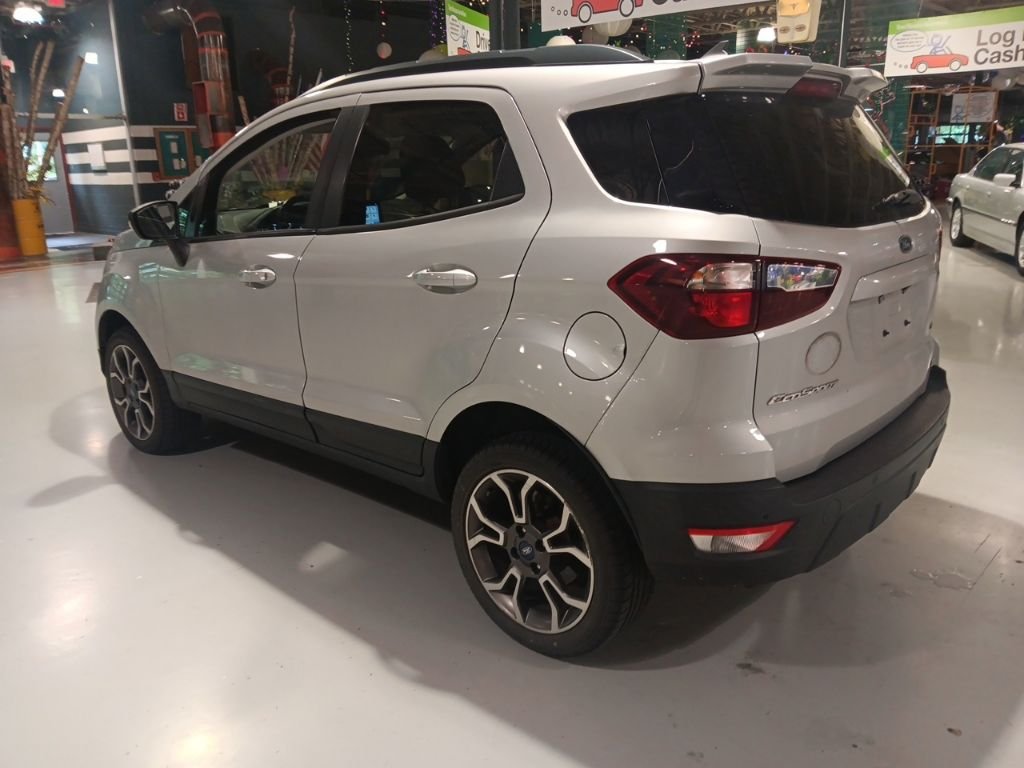 Used 2019 Silver Ford SES image 8