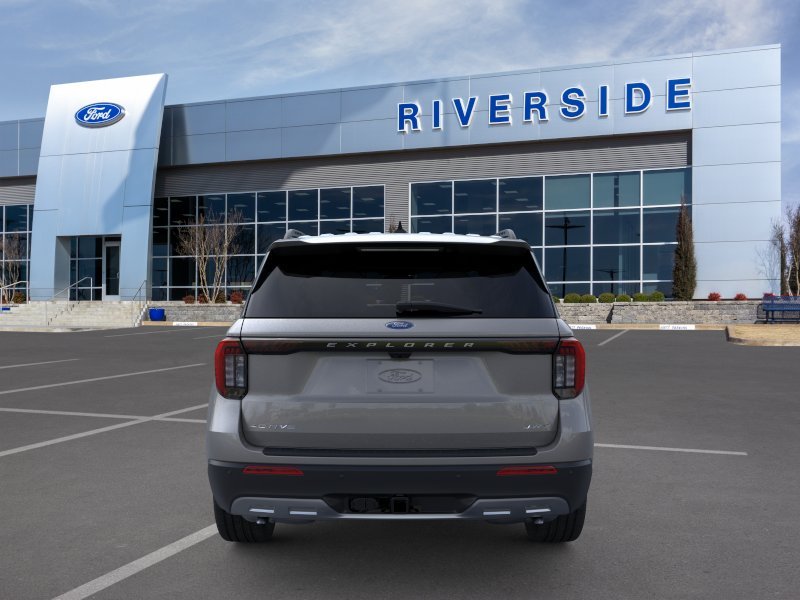 New 2026 Carbonized Gray Metallic Ford Active image 6