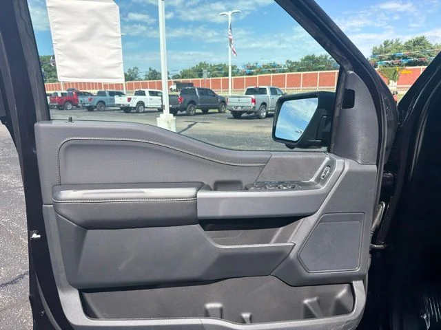 New 2026 Agate Black Metallic Ford XLT image 11