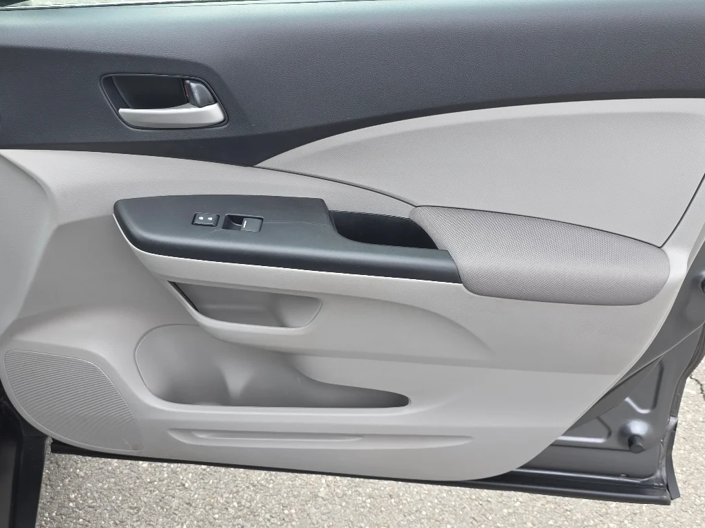 2014 Honda CR-V LX - Photo 19