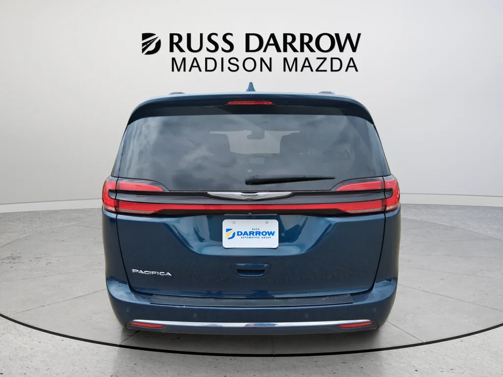 Used 2022 Blue Chrysler Touring L image 4