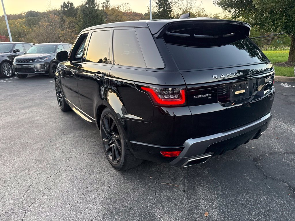 Used 2022 Black Land Rover HSE Silver Edition image 7