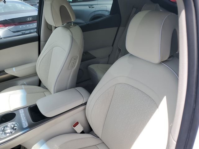 2023 GENESIS GV60 Advanced - Photo 12