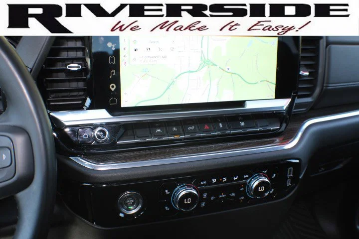 Certified Used 2023 Titanium Rush Metallic GMC Elevation image 11