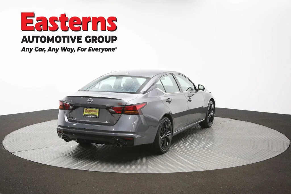 Used 2023 Gray Nissan 2.5 SR image 39