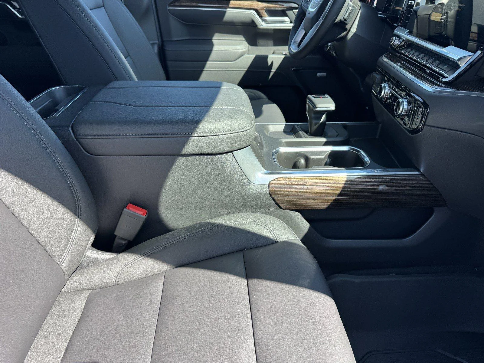2026 GMC Sierra 1500 Elevation - Photo 8