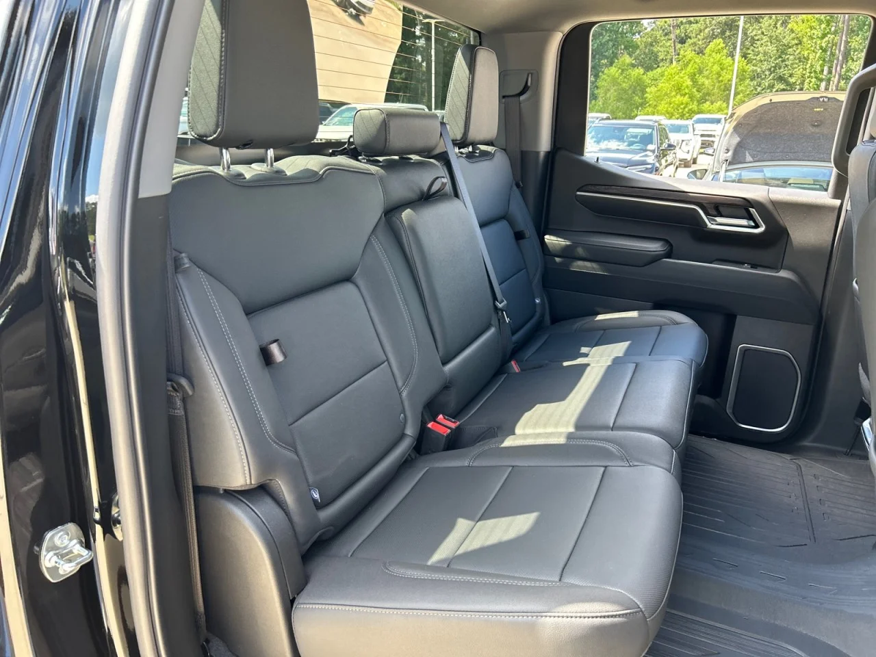 New 2026 Onyx Black GMC SLT image 19