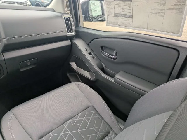 New 2027 Gun Metallic Nissan Crew Cab SV image 17