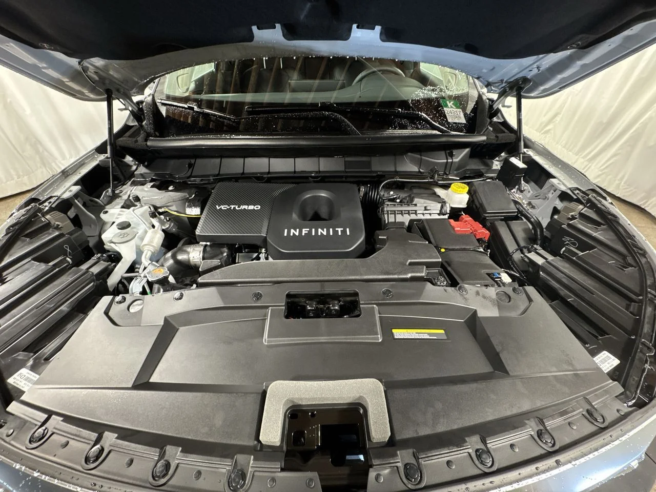 Certified Used 2026 Harbor Gray INFINITI LUXE image 33