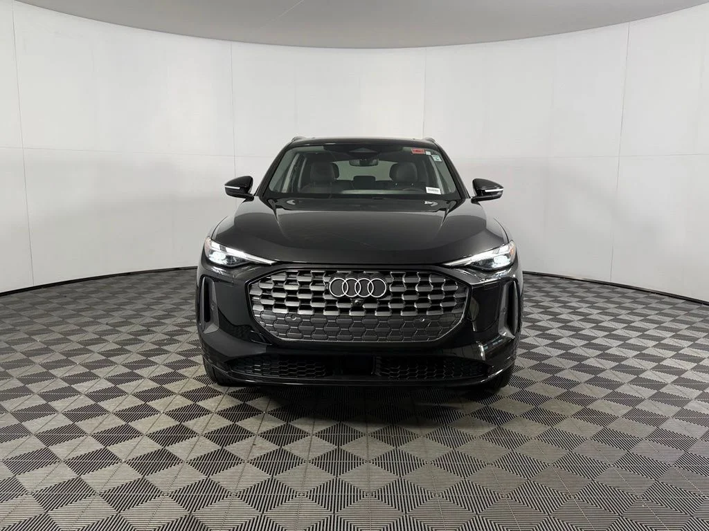 2025 Audi Q5 Premium - Photo 5