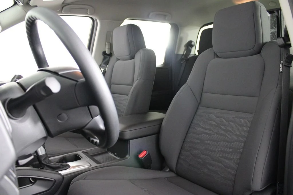New 2026 Glacier White Nissan Crew Cab S image 10