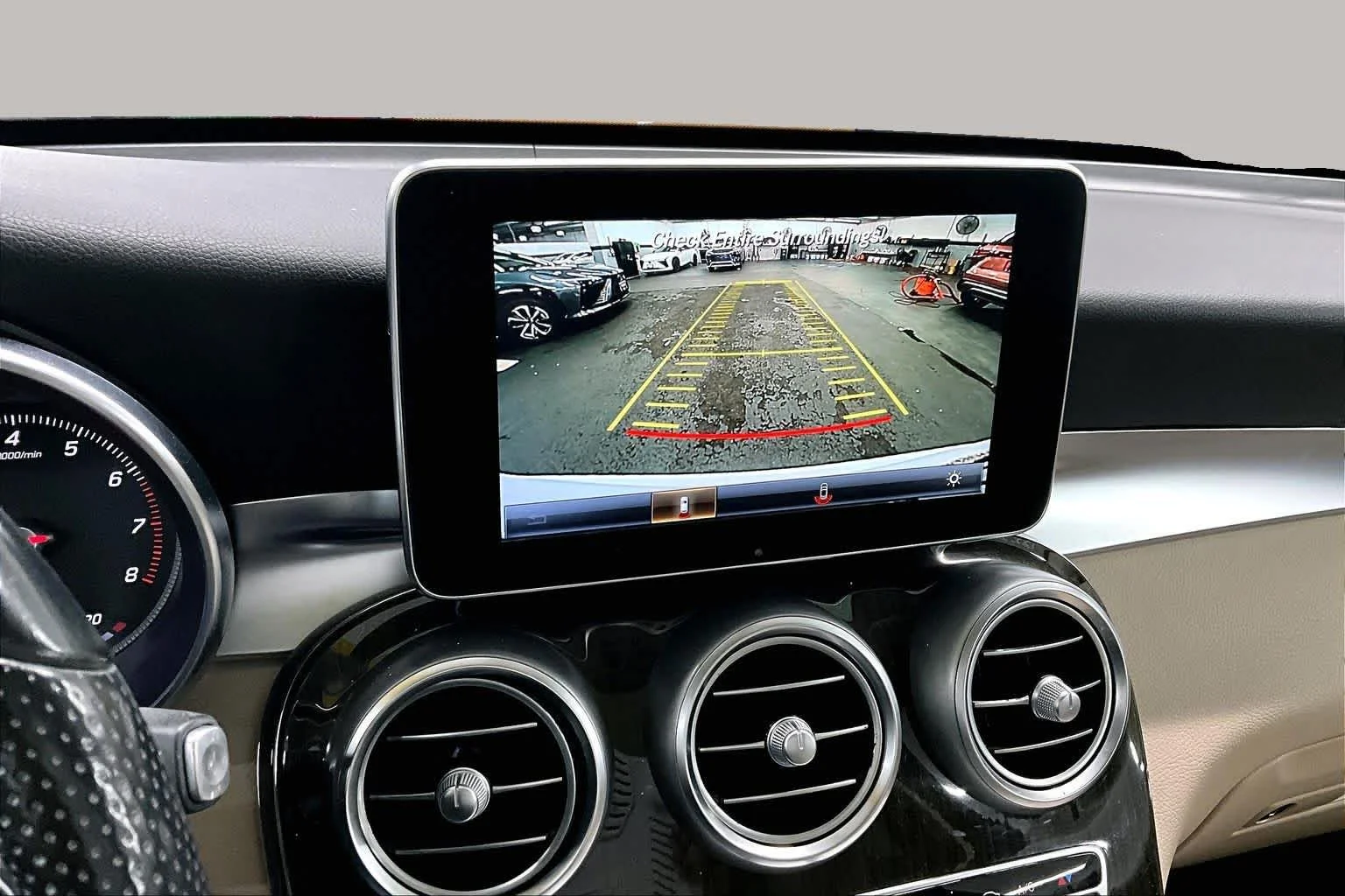 Used 2016 Polar White Mercedes-Benz GLC 300 image 26