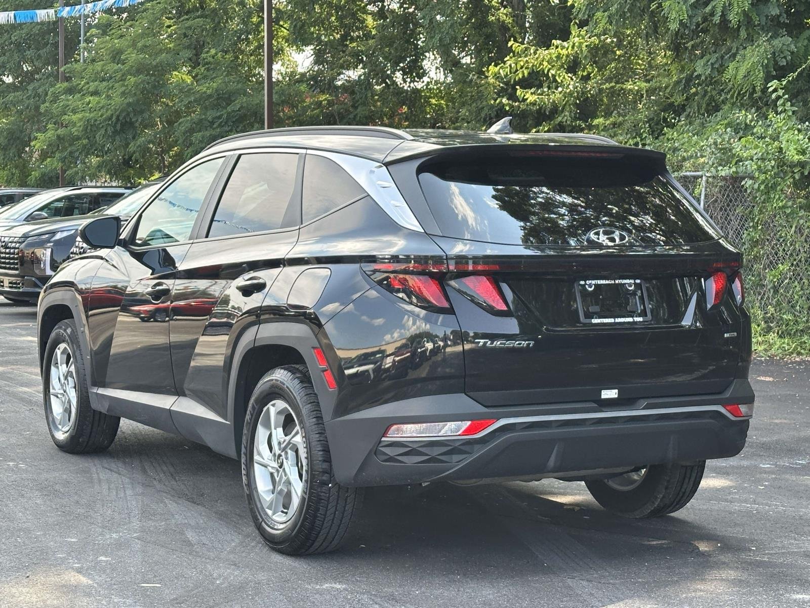 Used 2024 Black Hyundai SEL image 8